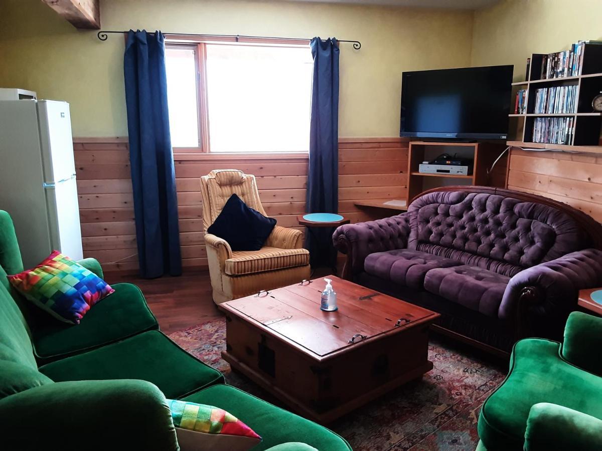 Tschurtschenthaler Lodge Голдън Екстериор снимка