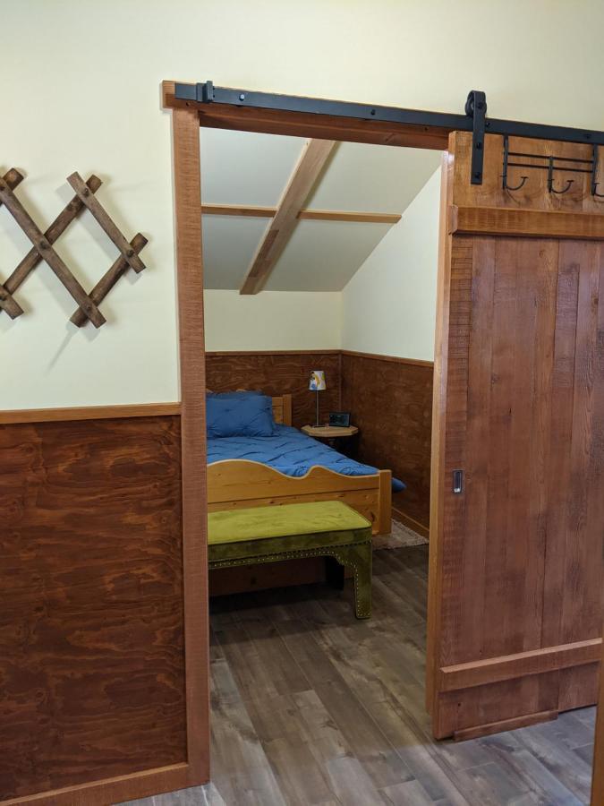 Tschurtschenthaler Lodge Голдън Екстериор снимка